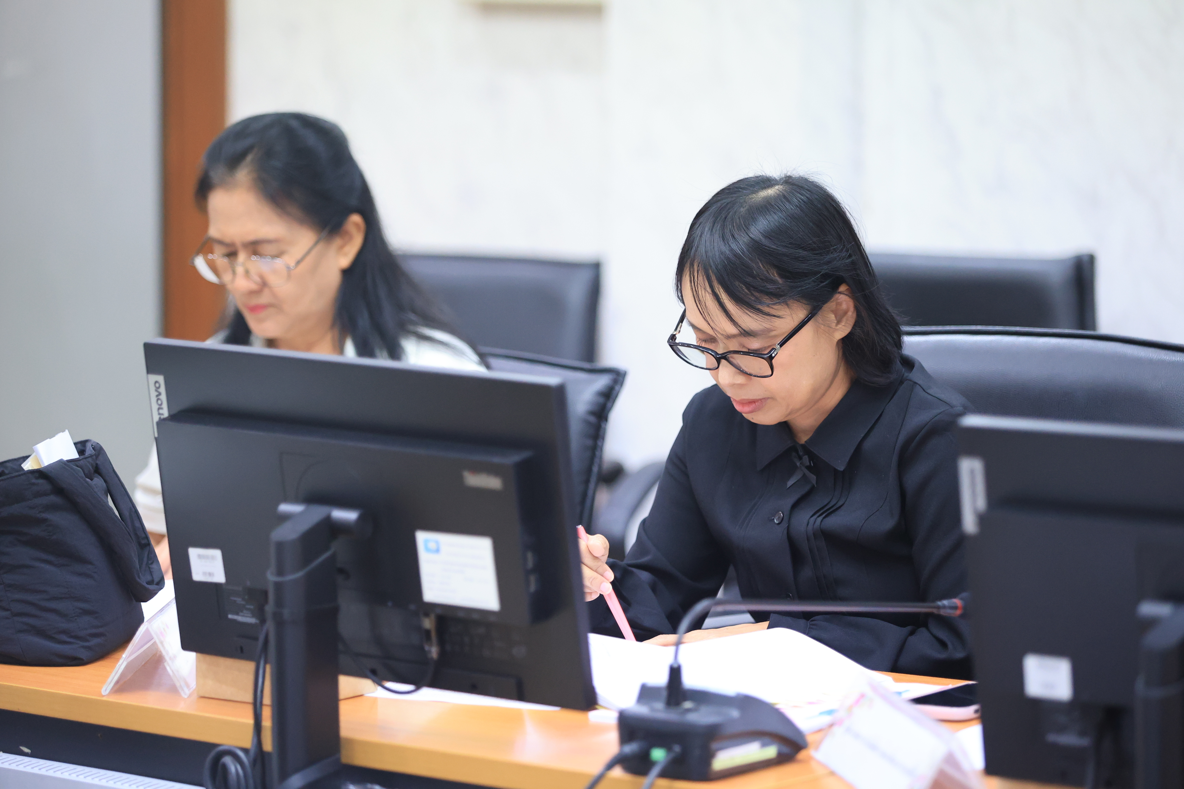 title - ส.ป.ก. ประชุมคณะกรรมการกลั่นกรองผลการประเมินประสิทธิภาพและประสิทธิผลการปฏิบัติงานของลูกจ้างประจำ ส.ป.ก. ส่วนกลาง